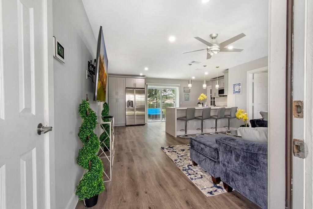Modern Getaway Near The Beach With Room For A Boat West Palm Beach Zewnętrze zdjęcie