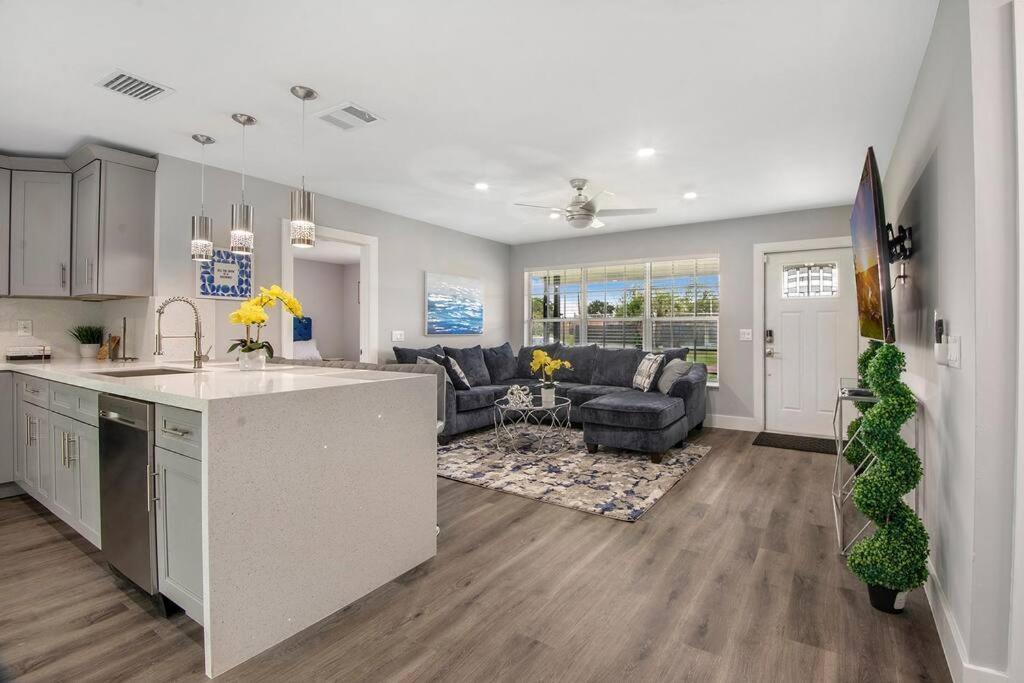 Modern Getaway Near The Beach With Room For A Boat West Palm Beach Zewnętrze zdjęcie