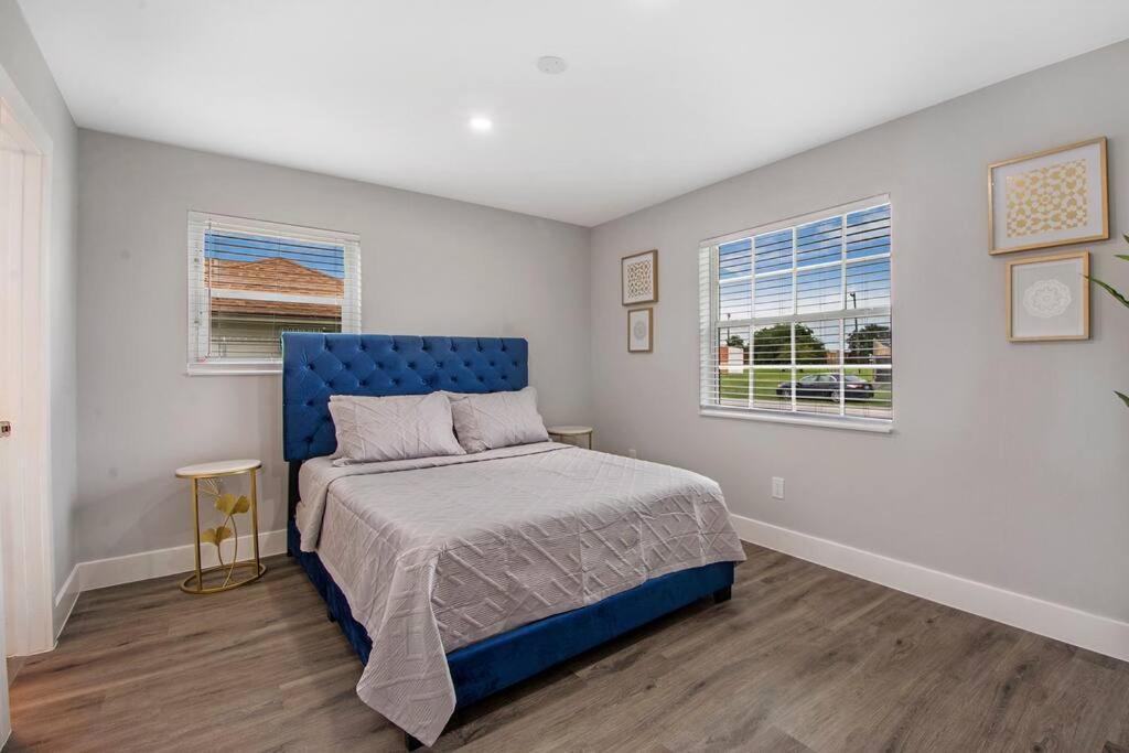Modern Getaway Near The Beach With Room For A Boat West Palm Beach Zewnętrze zdjęcie